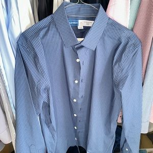 Old Navy Pro Signature Shirt